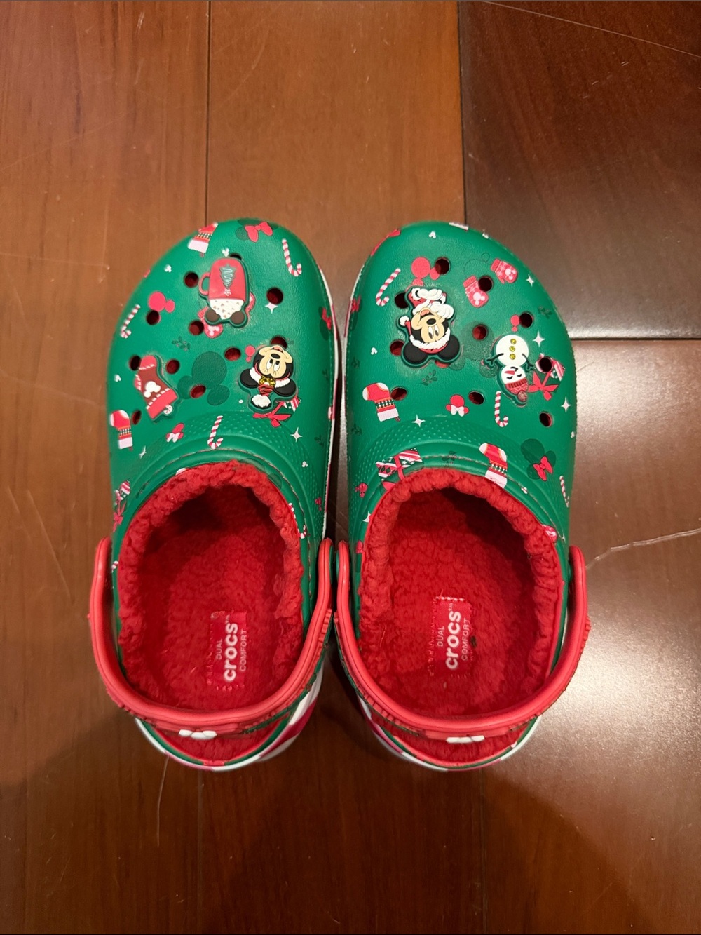 CROCS Kids Green and Red Holiday Mickey Lined Footies